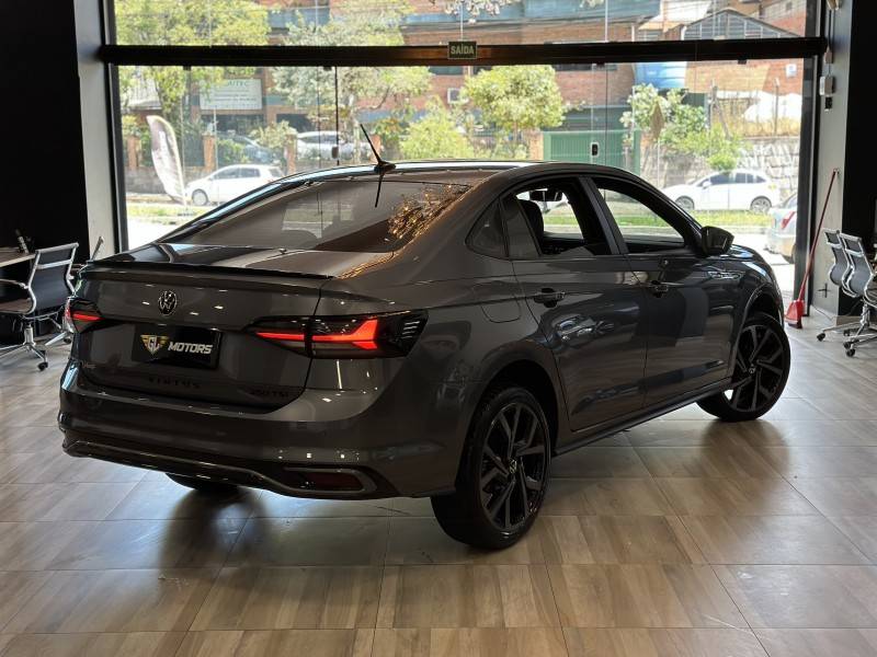 VOLKSWAGEN - VIRTUS - 2023/2024 - Cinza - R$ 134.900,00