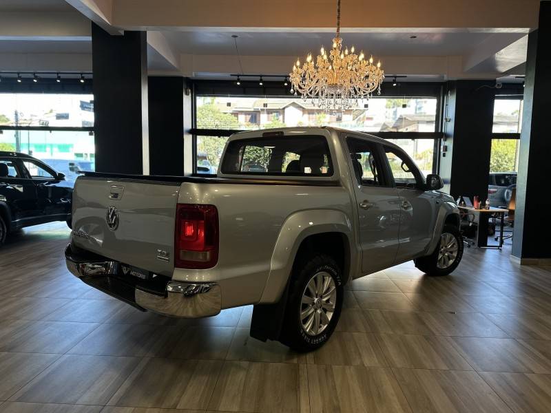 VOLKSWAGEN - AMAROK - 2012/2012 - Prata - R$ 89.900,00