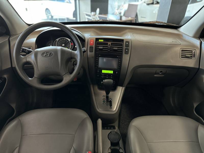 HYUNDAI - TUCSON - 2016/2017 - Prata - R$ 69.900,00