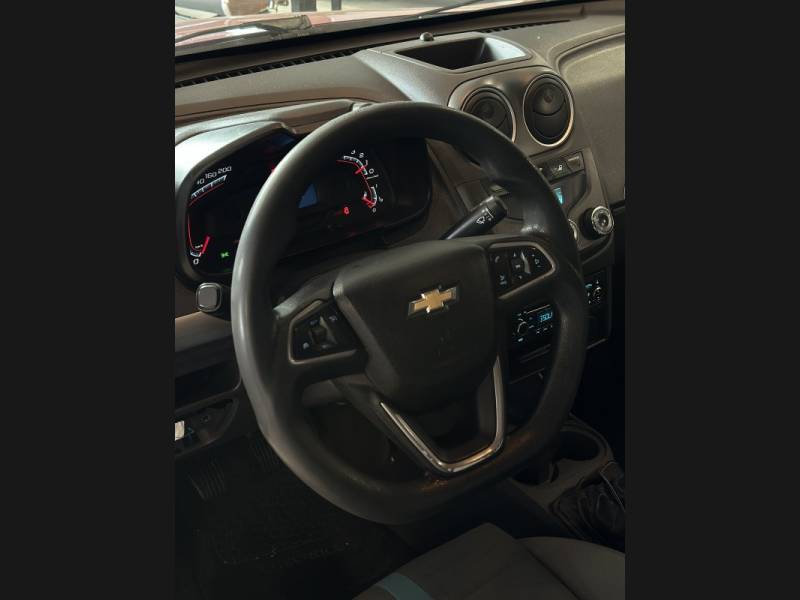 CHEVROLET - MONTANA - 2015/2016 - Vermelha - R$ 54.900,00