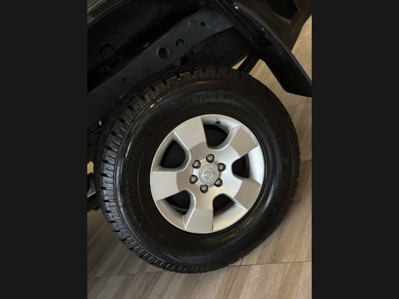 NISSAN - FRONTIER - 2009/2010 - Preta - R$ 83.900,00
