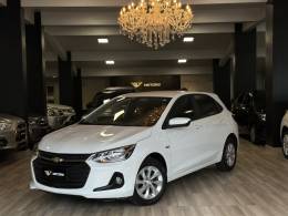 CHEVROLET - ONIX - 2020/2020 - Branca - R$ 69.900,00