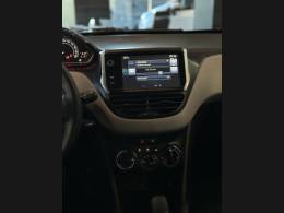 PEUGEOT - 208 - 2014/2015 - Branca - R$ 41.900,00