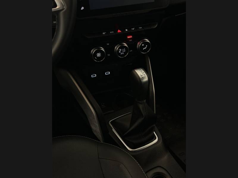 RENAULT - DUSTER - 2023/2024 - Branca - R$ 118.900,00