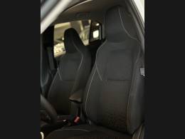 CHEVROLET - ONIX - 2020/2020 - Branca - R$ 69.900,00