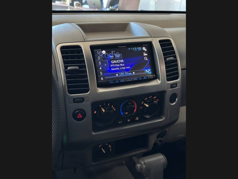 NISSAN - FRONTIER - 2008/2009 - Branca - R$ 76.900,00