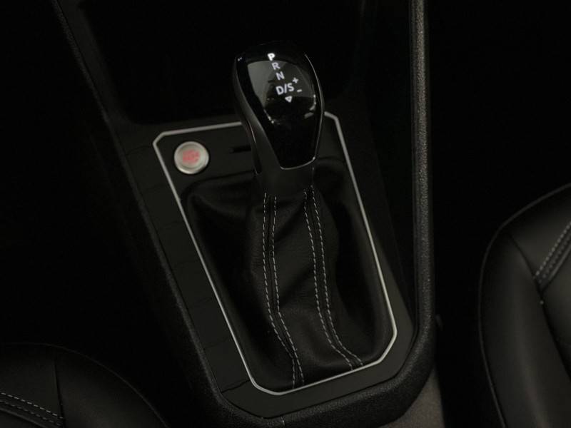 VOLKSWAGEN - VIRTUS - 2023/2024 - Cinza - R$ 134.900,00