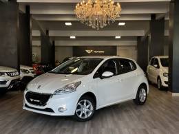 PEUGEOT - 208 - 2014/2015 - Branca - R$ 41.900,00