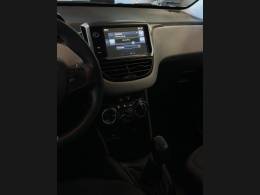 PEUGEOT - 208 - 2014/2015 - Branca - R$ 41.900,00