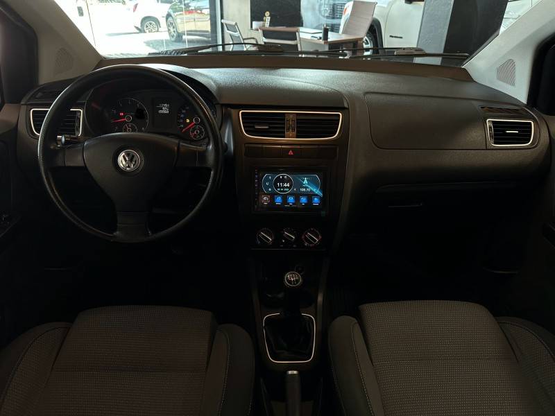 VOLKSWAGEN - SPACEFOX - 2011/2011 - Vermelha - R$ 41.900,00