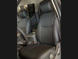 NISSAN - FRONTIER - 2009/2010 - Preta - R$ 83.900,00