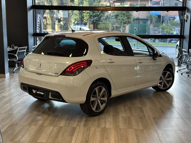 PEUGEOT - 308 - 2016/2016 - Branca - R$ 59.900,00