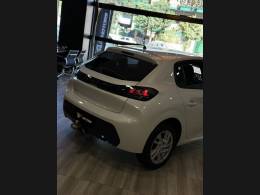 PEUGEOT - 208 - 2022/2023 - Branca - R$ 76.900,00