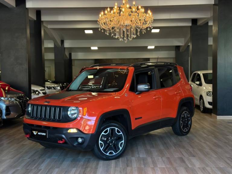 JEEP - RENEGADE - 2015/2016 - Laranja - R$ 89.900,00