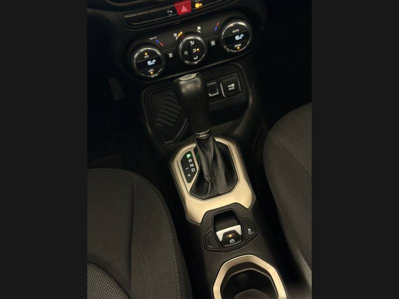 JEEP - RENEGADE - 2015/2016 - Bronze - R$ 75.900,00