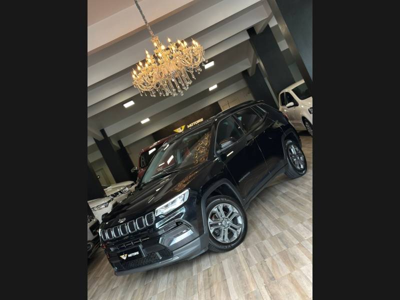 JEEP - COMPASS - 2022/2023 - Preta - R$ 136.900,00