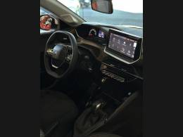 PEUGEOT - 208 - 2022/2023 - Branca - R$ 76.900,00
