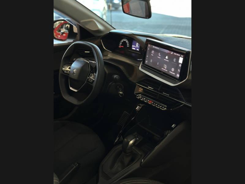 PEUGEOT - 208 - 2022/2023 - Branca - R$ 76.900,00