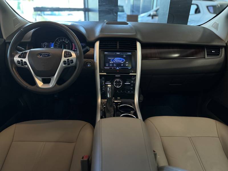 FORD - EDGE - 2012/2013 - Branca - R$ 75.900,00
