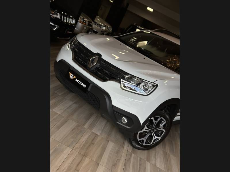 RENAULT - DUSTER - 2023/2024 - Branca - R$ 118.900,00