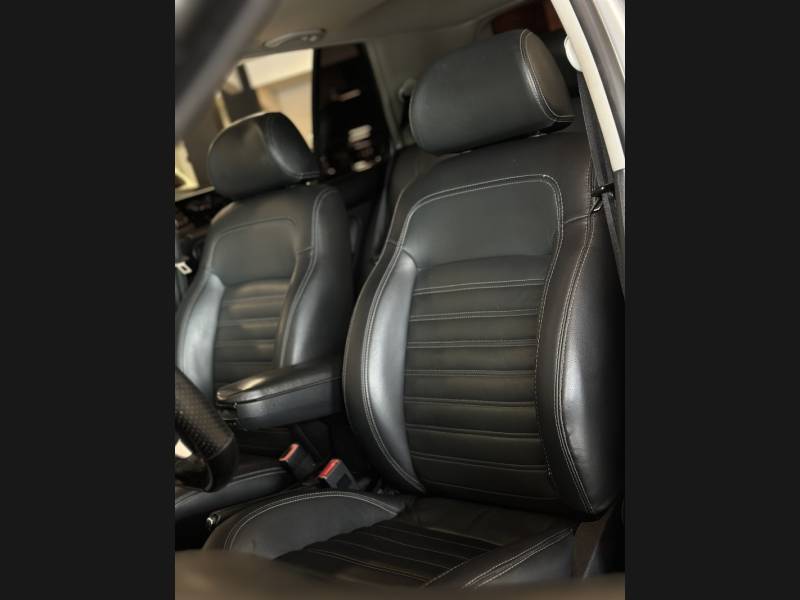 VOLKSWAGEN - GOLF - 2012/2013 - Prata - R$ 57.900,00