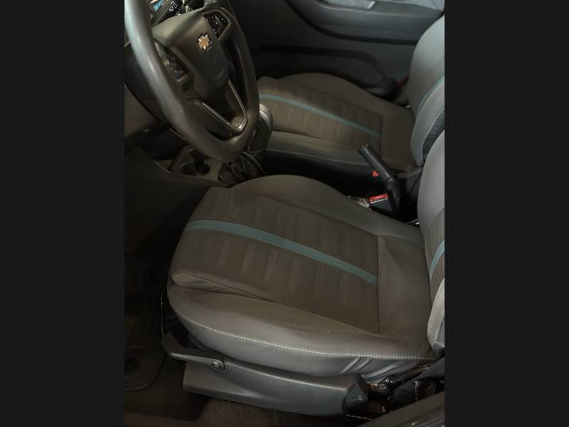 CHEVROLET - MONTANA - 2015/2016 - Vermelha - R$ 54.900,00