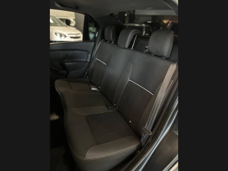 RENAULT - LOGAN - 2019/2020 - Preta - R$ 57.900,00