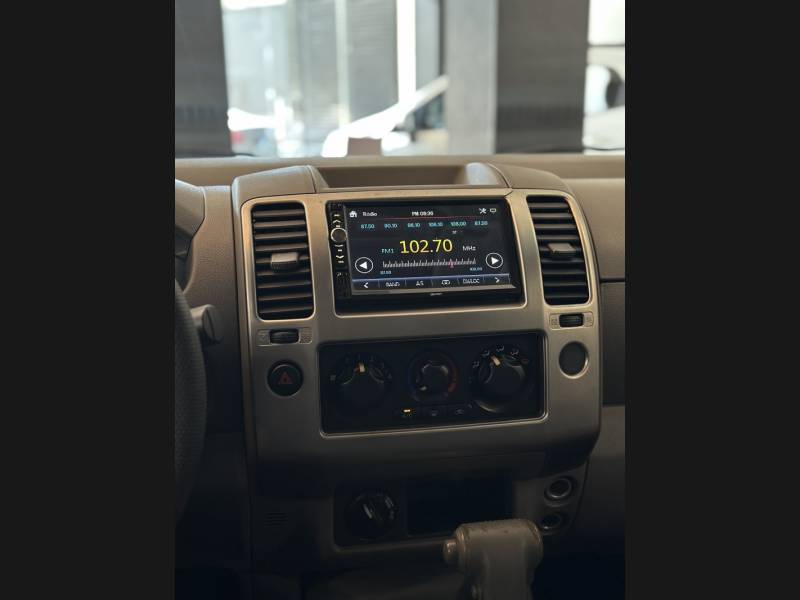 NISSAN - FRONTIER - 2009/2010 - Preta - R$ 83.900,00