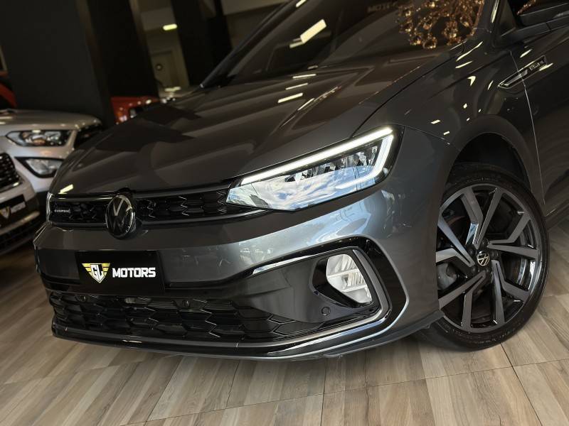 VOLKSWAGEN - VIRTUS - 2023/2024 - Cinza - R$ 134.900,00