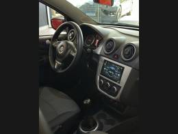 VOLKSWAGEN - GOL - 2011/2012 - Branca - R$ 37.900,00