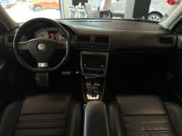 VOLKSWAGEN - GOLF - 2012/2013 - Prata - R$ 57.900,00