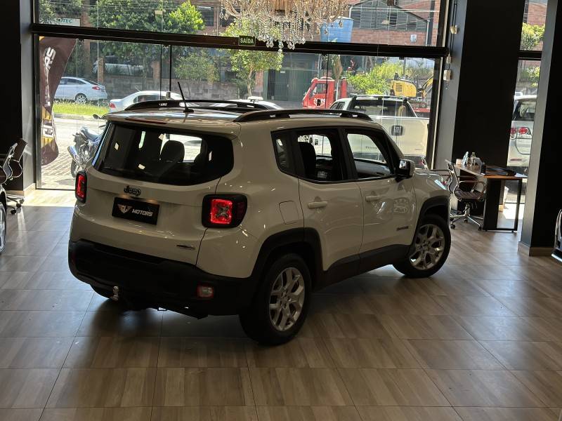 JEEP - RENEGADE - 2015/2016 - Branca - R$ 75.900,00