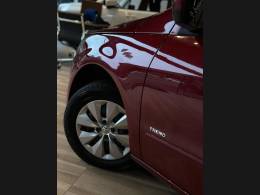 VOLKSWAGEN - VOYAGE - 2012/2013 - Vermelha - R$ 38.900,00