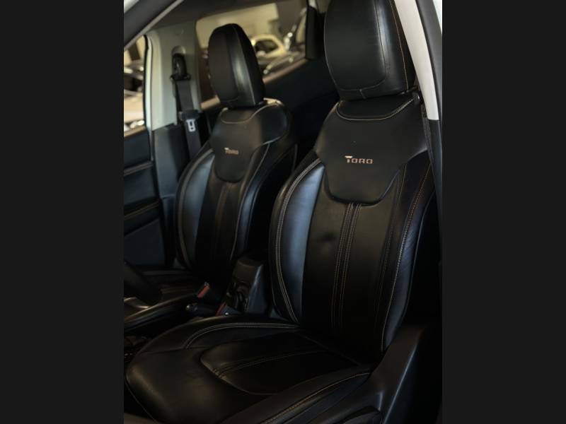 FIAT - TORO - 2018/2019 - Branca - R$ 88.900,00